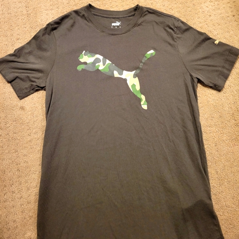 Dark Grey Puma T-shirt with camouflage logo